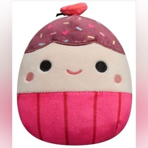 Squishmallow Elpha Vanilla Cupcake 8" Inch Soft Plush Valentines 2023 Toy Bakery